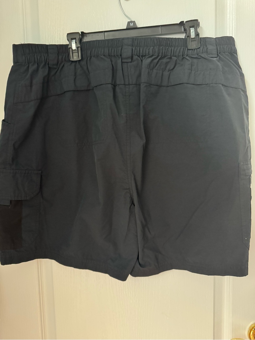 Reel Legends Men's Black Utility Cargo Shorts - Picture 3 of 9
